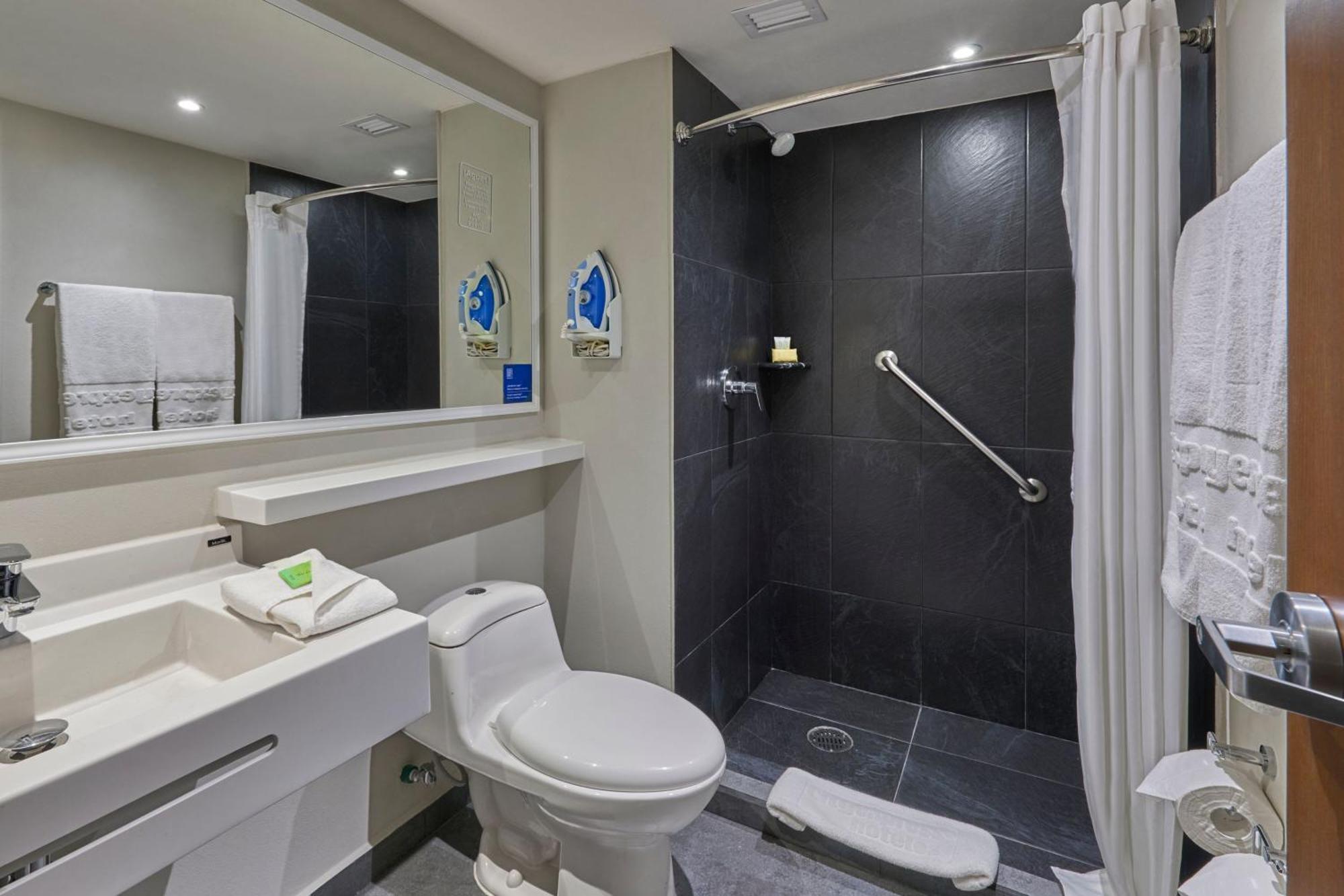 City Express By Marriott Hermosillo Expo Bagian luar foto